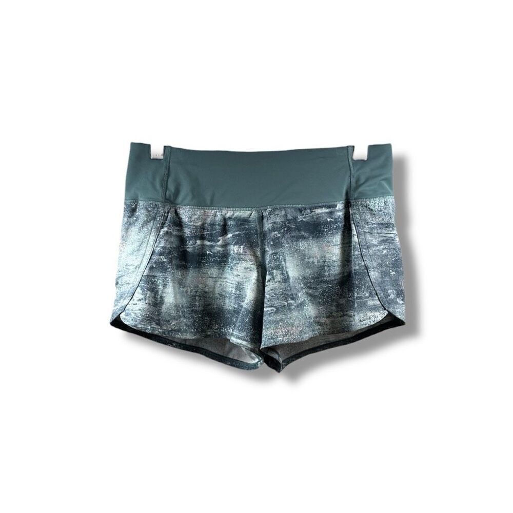 Lululemon Run Times Shorts II 4” in Azurite Mint Tint Multi Mystic Green Size 6